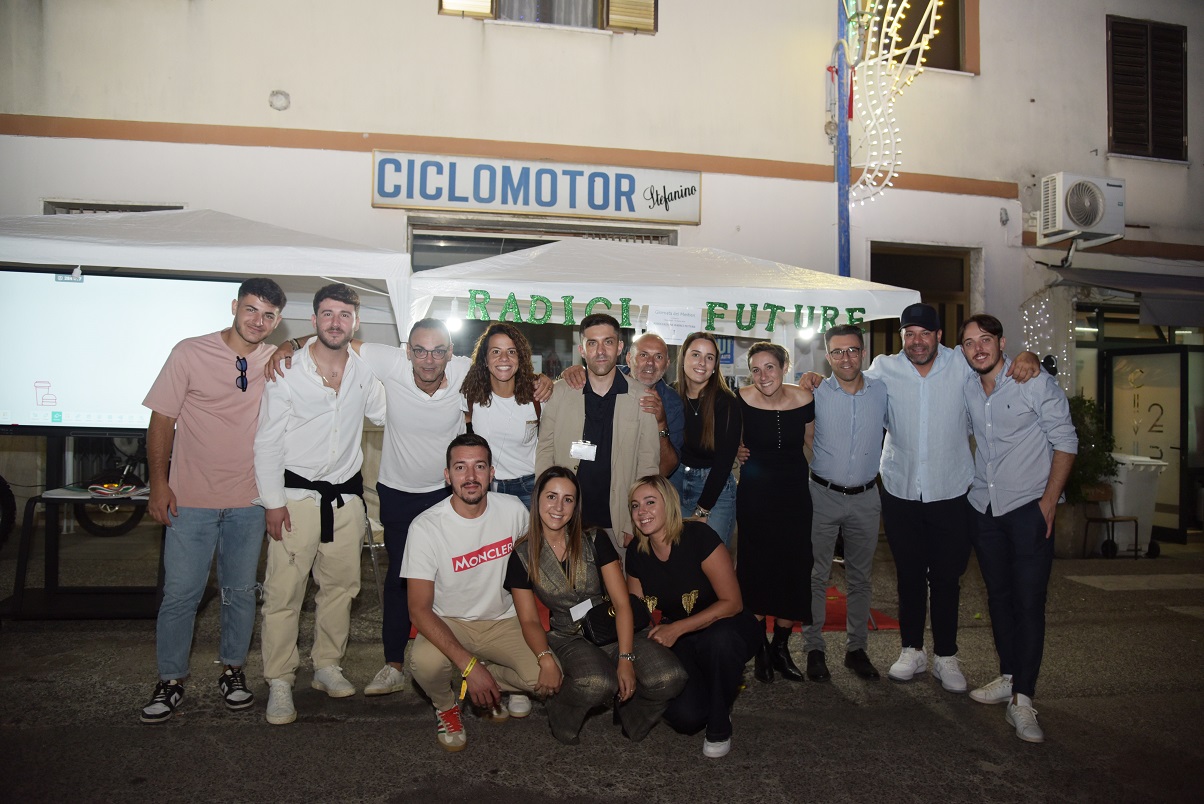 ASSOCIAZIONE RADICI FUTURE